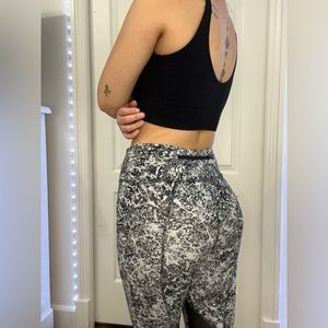 LULULEMON pace rival crop 22”